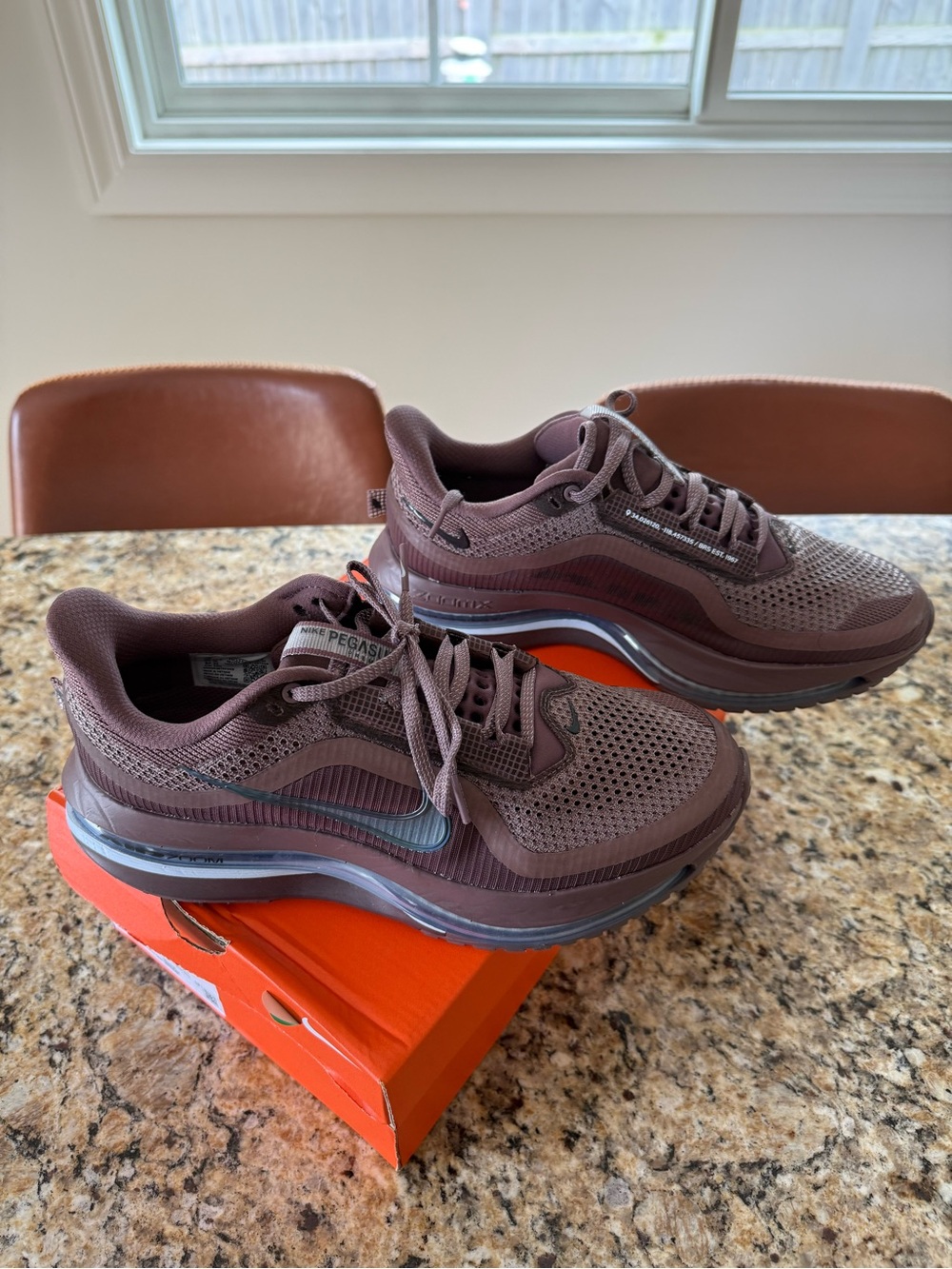 NEW Women’s Nike Pegasus Premium Running Shoes size 9